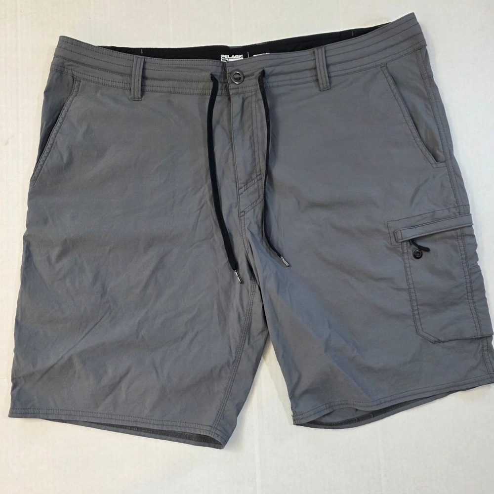 Pelagic Traverse Hybrid Shorts Mens Sz 40 Gray Fishing Performance Cargo Stretch